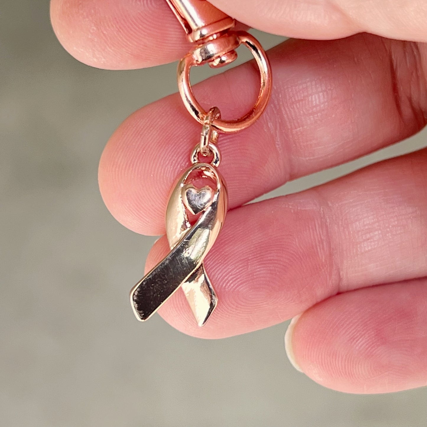 Cancer Awareness Ribbon Zipper Pull Keychain Purse Charm - Show Your Support with Stylish Awareness Accessories