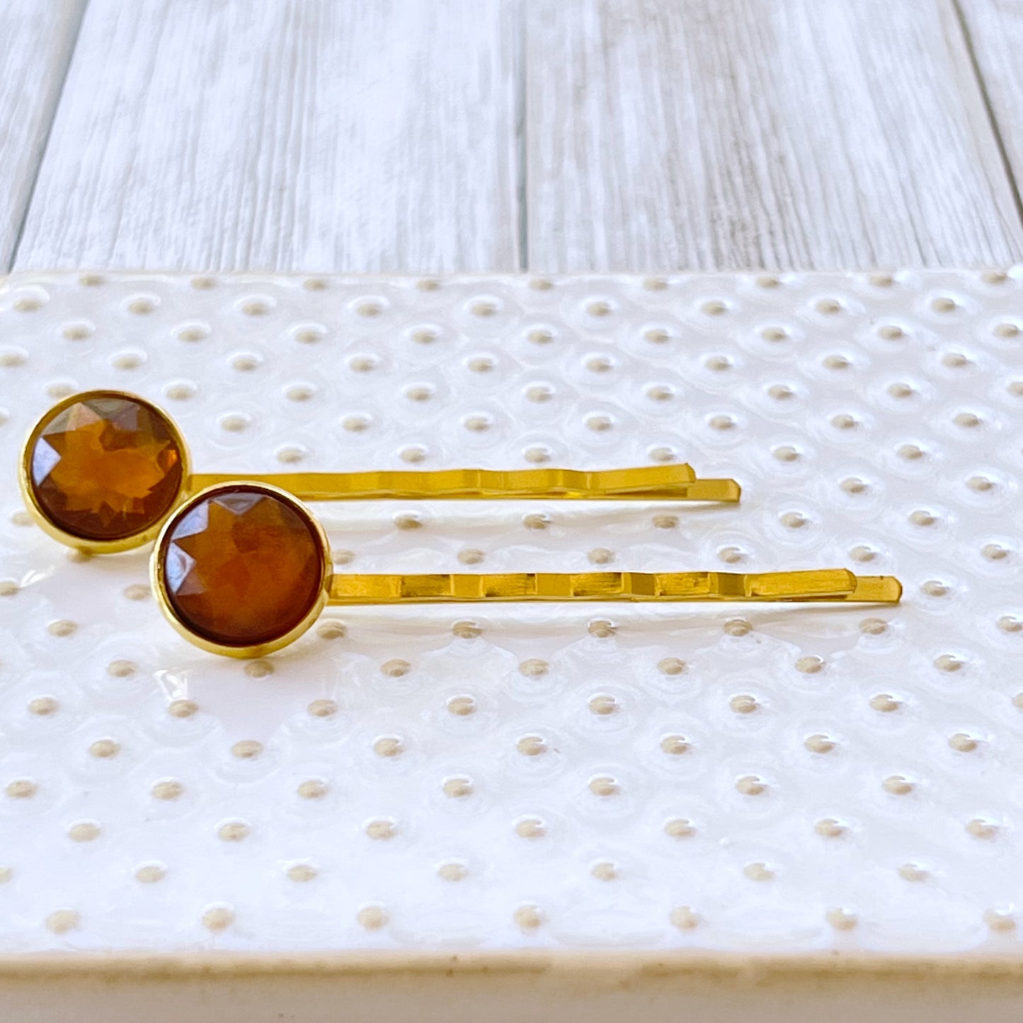 Brown Acrylic Gold Hair Pins: Chic & Stylish Hair Accessories