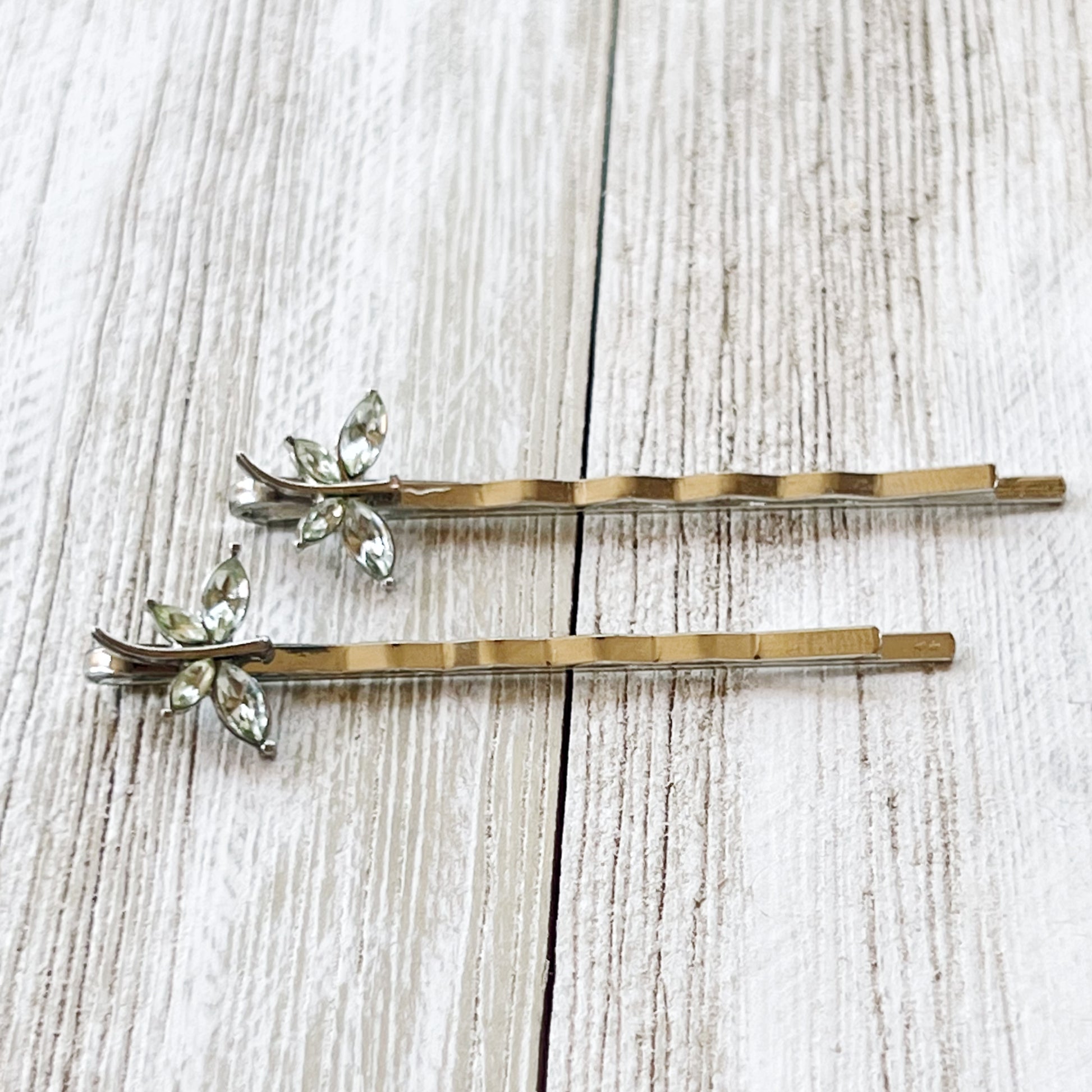 Light Green Dragonfly Hair Pin, Hair Pins For Woman, Womens Hair Clip, Womens Bobby Pins, Dragonfly Bobby Pin, Rhinestone Hair Pin, Womans Barrettes