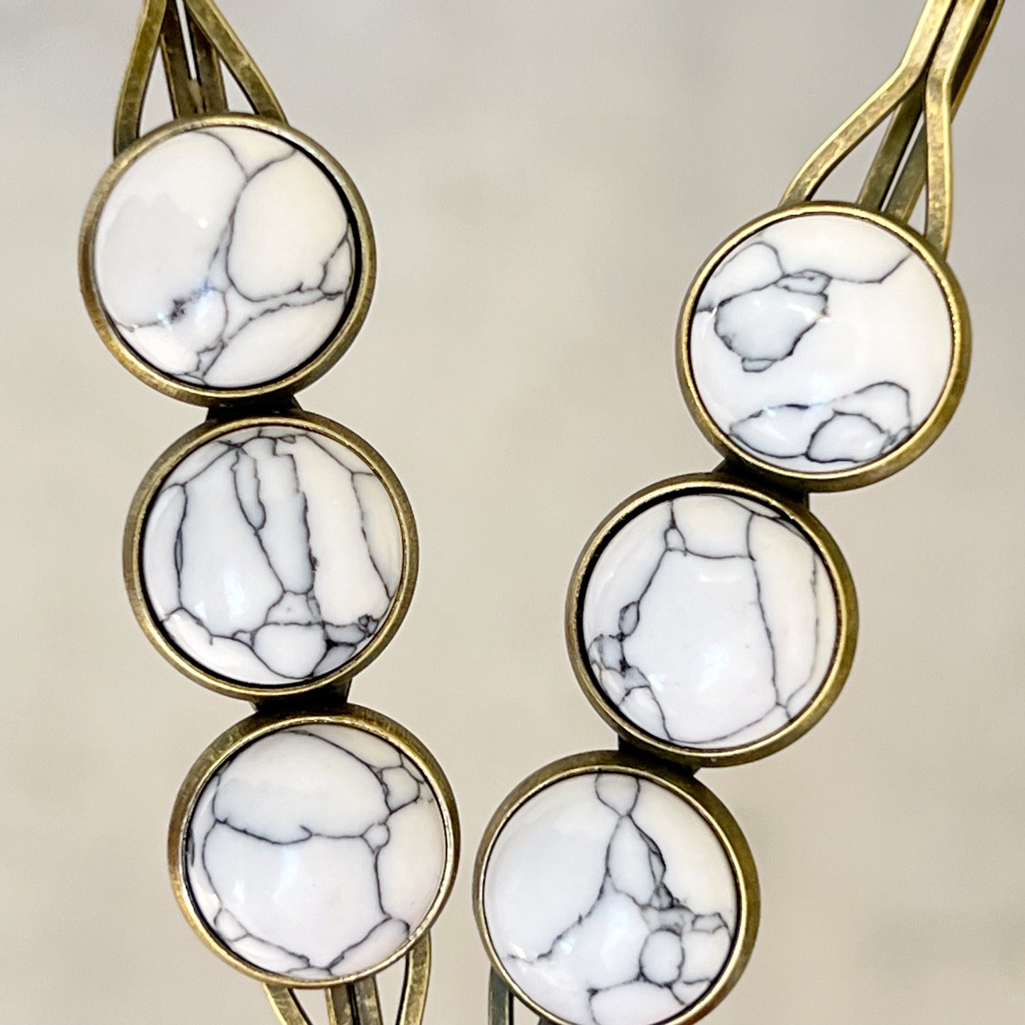 White Stone Hair Pins: Elegant & Versatile Accessories for Chic Hairstyles