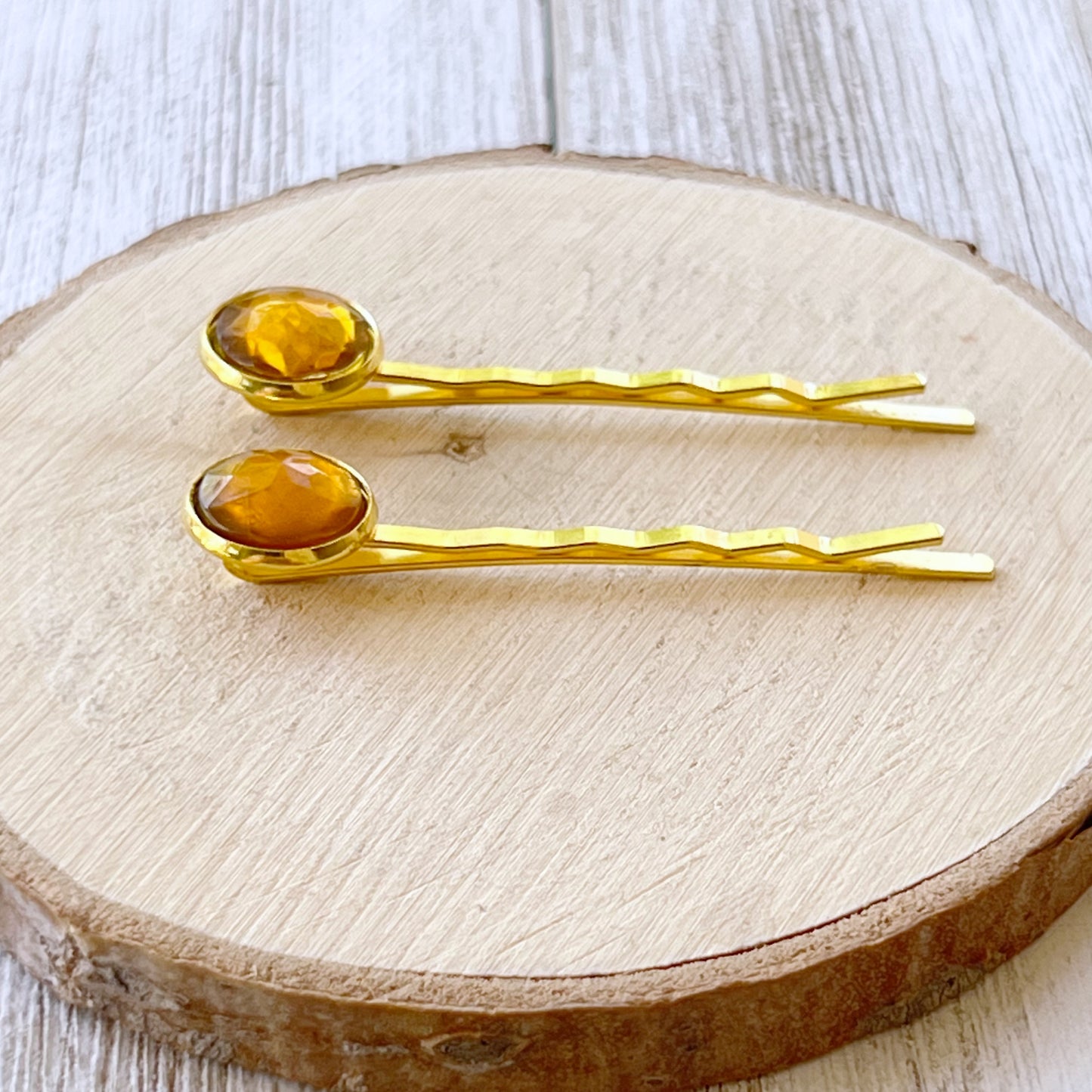 Brown Acrylic Gold Hair Pins: Chic & Stylish Hair Accessories