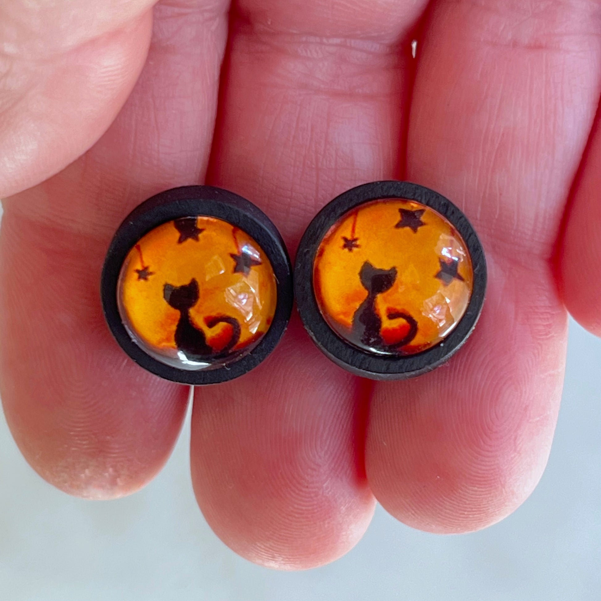 Black Cat Halloween Orange & Black Wood Stud Earring - Spooky & Stylish Accessory