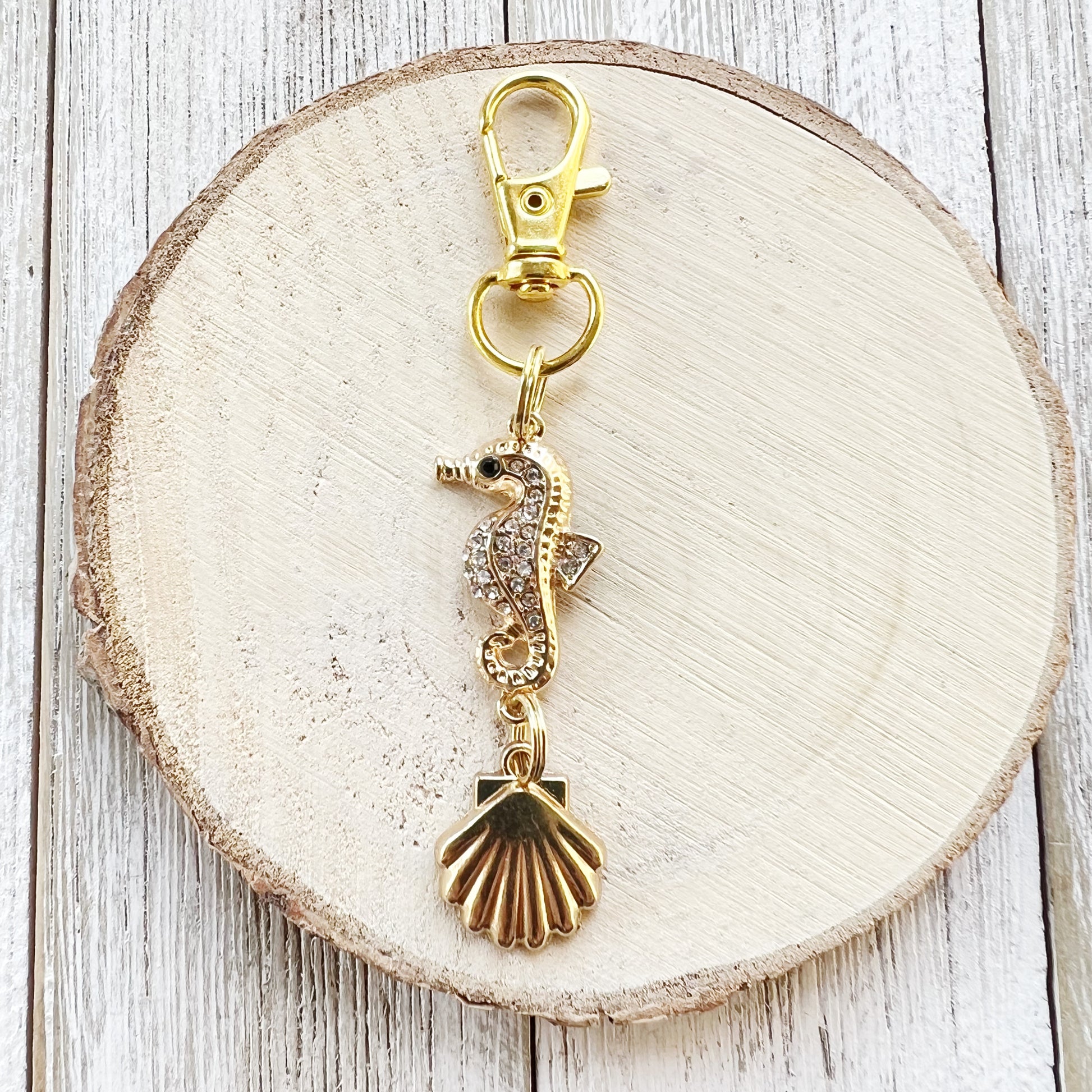 Seahorse Zipper Pull Keychain Purse Charm: Sparkling Rhinestones & Shells for Beachy Vibes