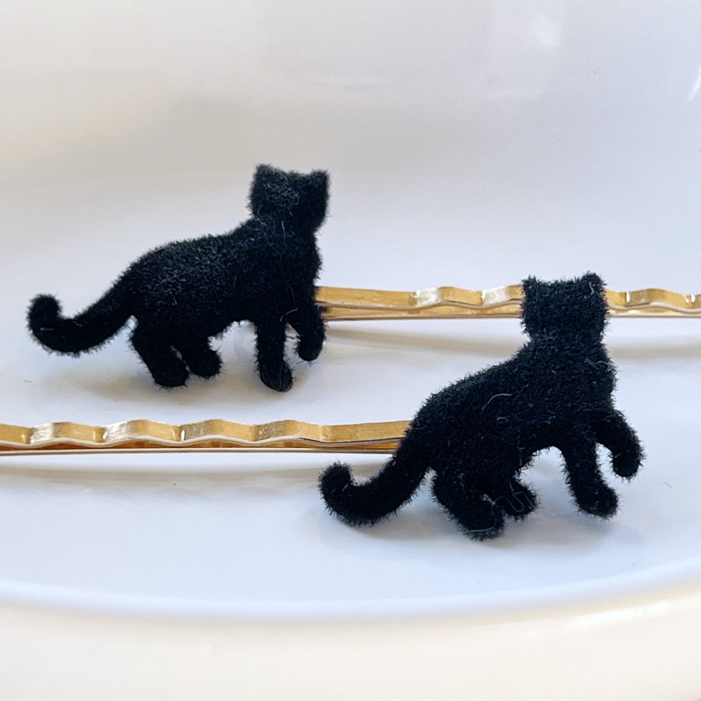 Black Felted Cat Hair Pins - Quirky Accessories for Feline-Inspired Hairstyles