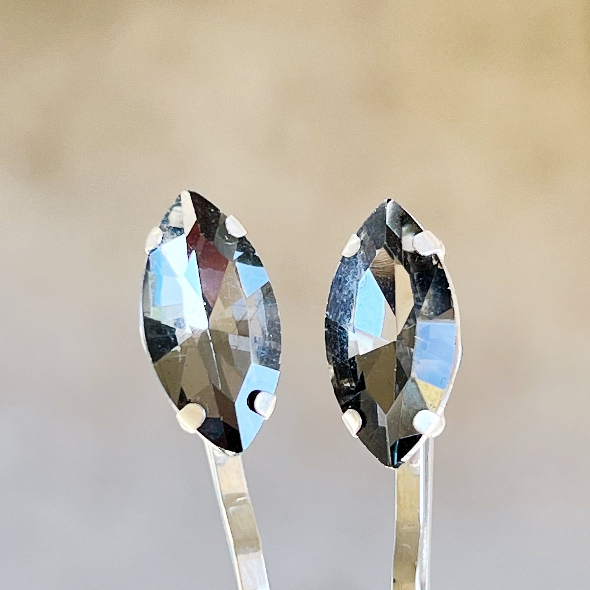 Gray Rhinestone Hair Pins - Elegant and Versatile Hair Accessories