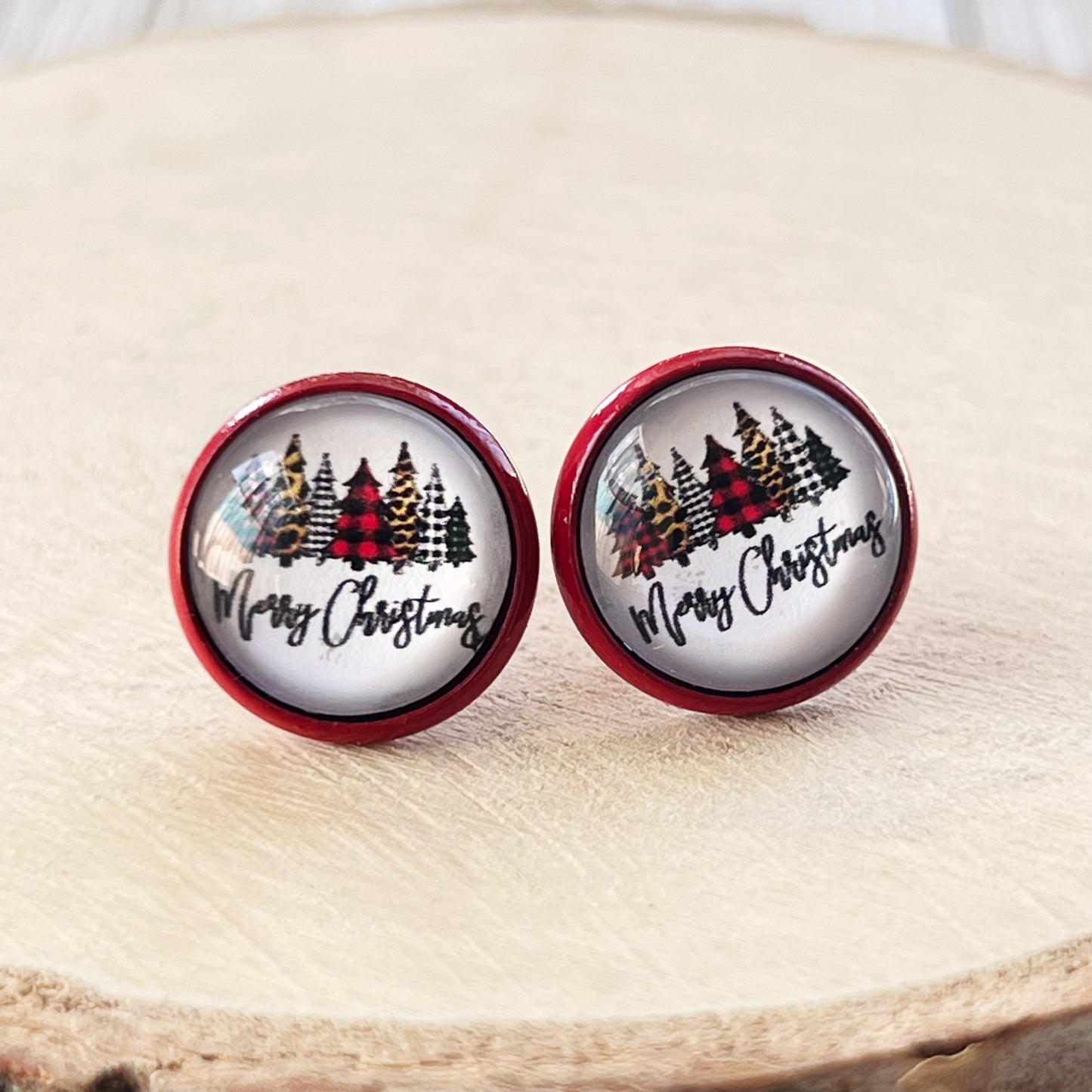 Red Stud Earrings with Christmas Trees: Spread Holiday Cheer with 'Merry Christmas' Design