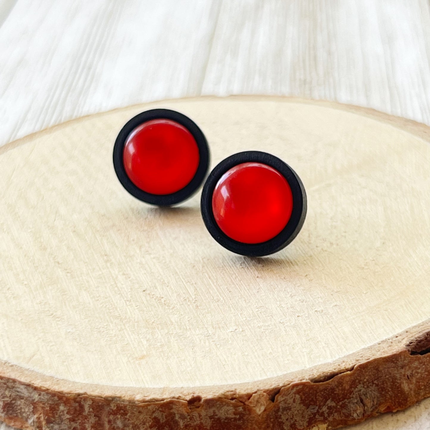 Red Resin Black Wood Unisex Stud Earrings - Stylish & Versatile Accessories