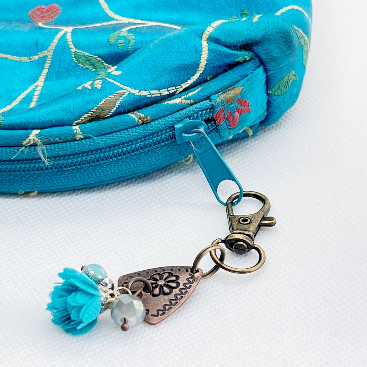 Western Zipper Pull Keychain Charm