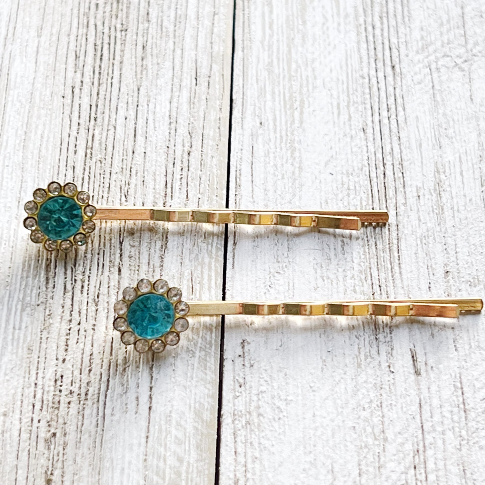 Blue Rhinestone Flower Hair Pins - Elegant and Sparkling Floral Hair Accessories