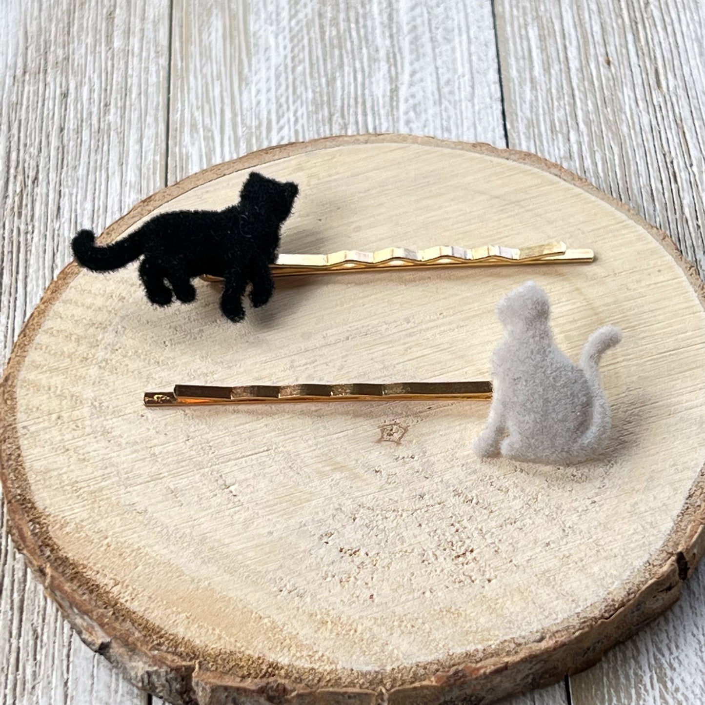 Gray & Black Felted Cat Hair Pins - Quirky Accessories for Feline-Inspired Hairstyles