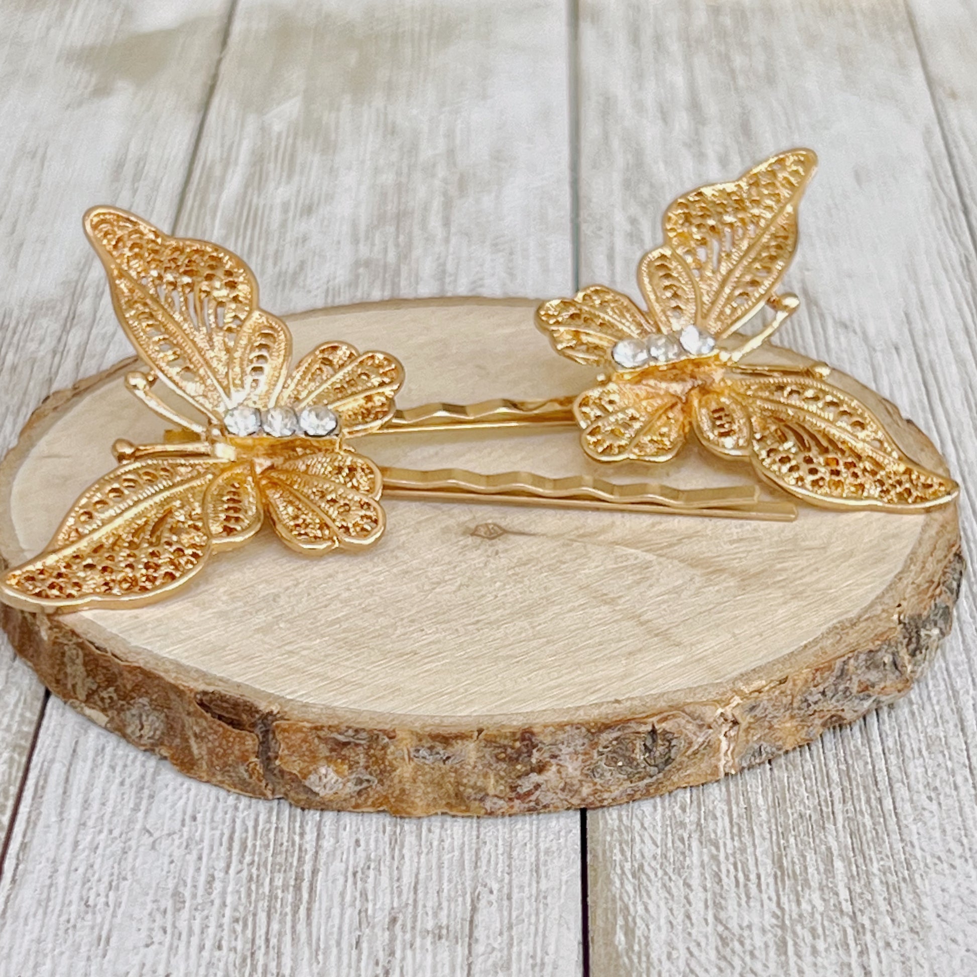 Gold Filigree Butterfly Hair Pins - Elegant Accessories for Stylish Hairdos