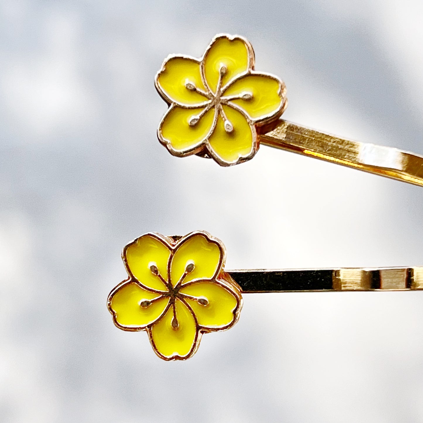 Yellow Tropical Flower Hair Pins: Vibrant Floral Accents for Your Hair