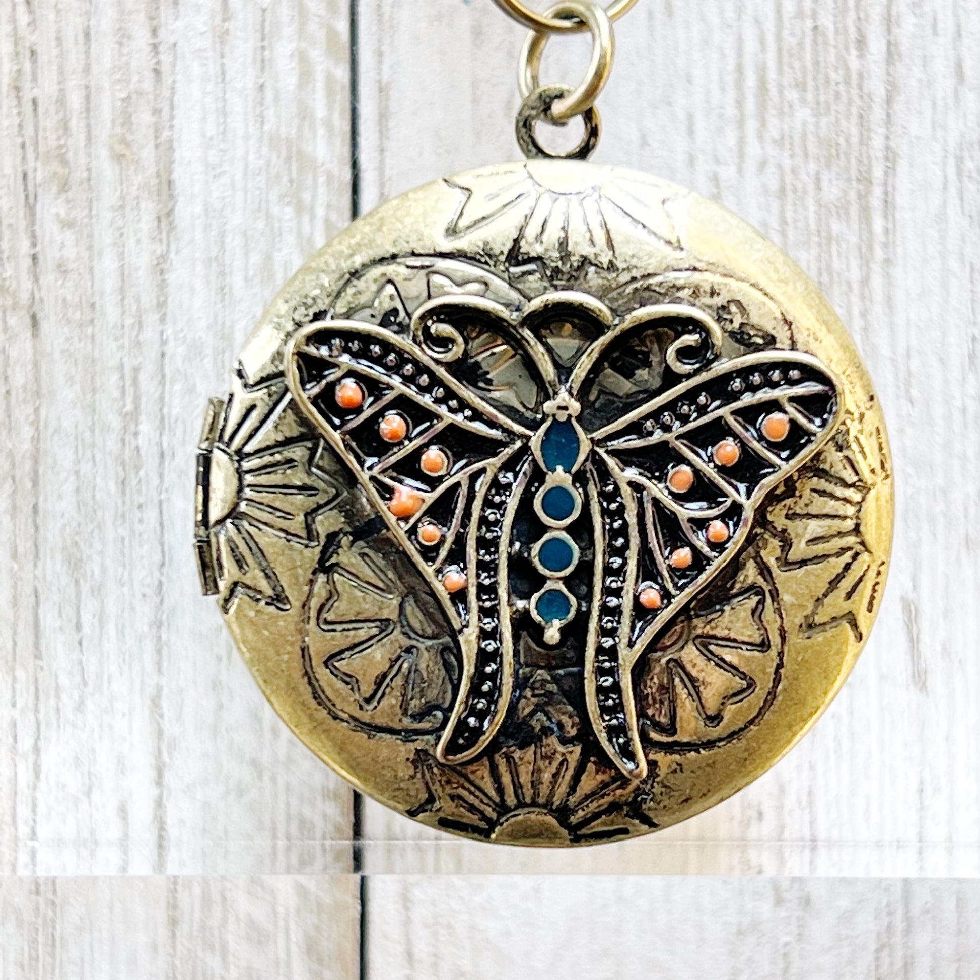 Steampunk Butterfly Locket Zipper Pull Keychain Purse Charm - Unique Vintage-Inspired Accessory