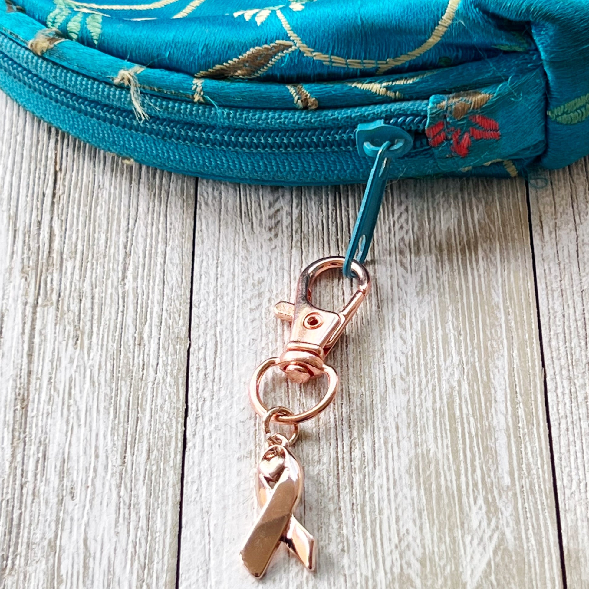 Cancer Awareness Ribbon Zipper Pull Keychain Purse Charm - Show Your Support with Stylish Awareness Accessories