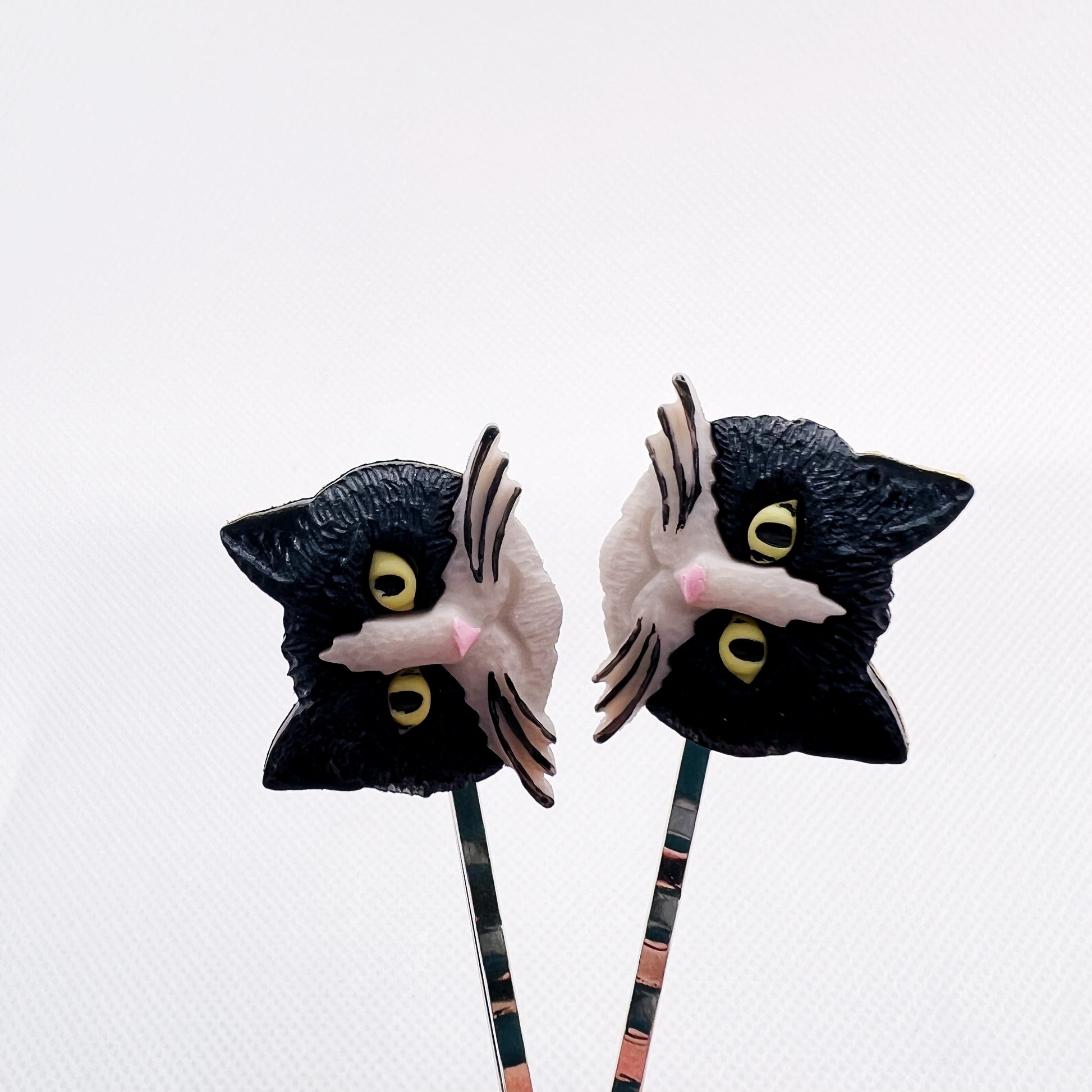 Black & Tan Cat Bobby Pins - Adorable Feline-Inspired Hair Accessories