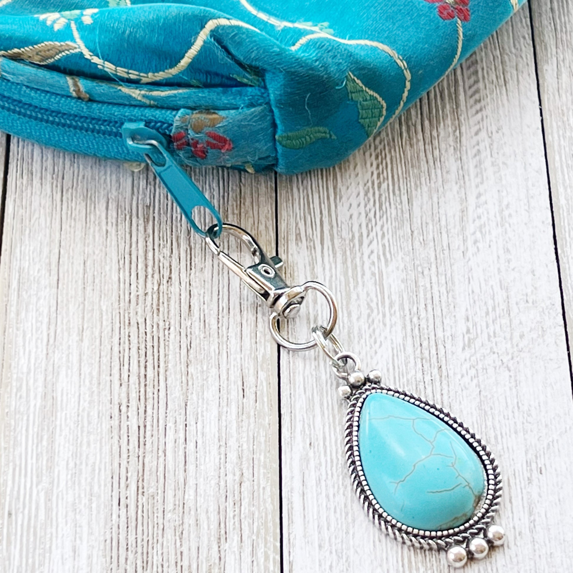 Turquoise Western Zipper Pull Handbag Charm