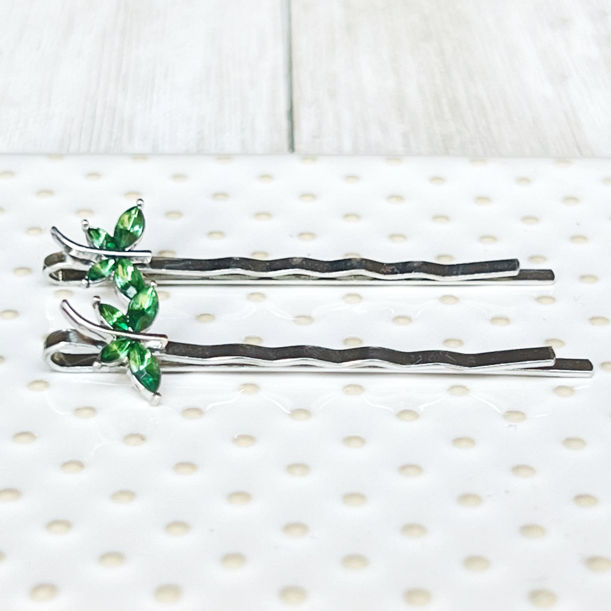 Green Rhinestone Dragonfly Hair Pins - Delicate Accents for Chic Hairstyles