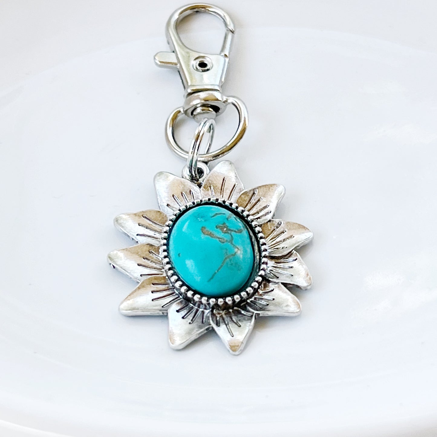 Turquoise Sunflower Boho Western Zipper Pull Purse Charm - Stylish Southwest-Inspired Accessory