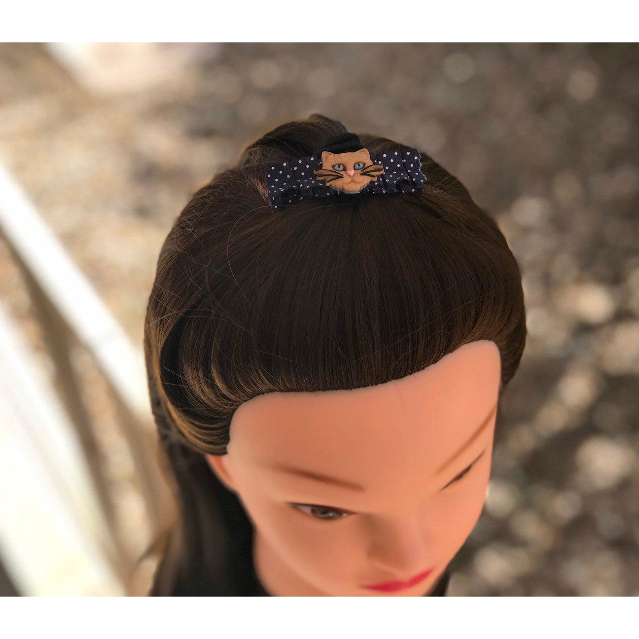 Tan Cat Blue Polka-Dot Hair Clip - Adorable Feline-Inspired Accessory